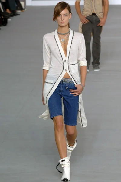 Look 9